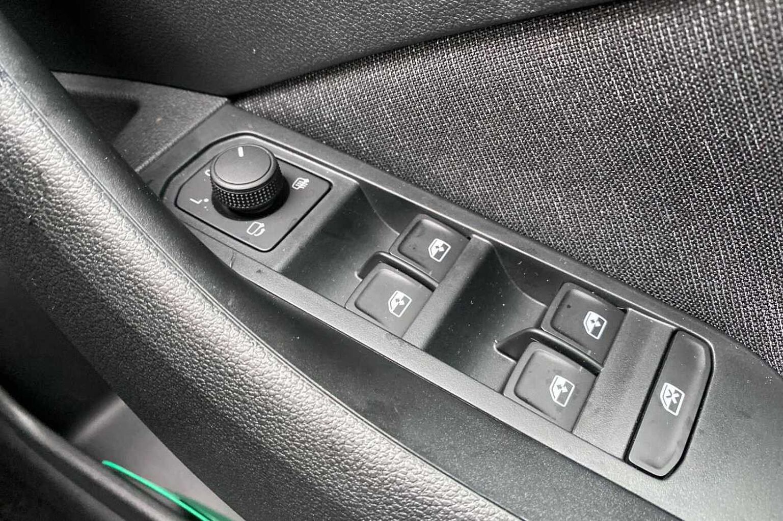 SKODA Kamiq Hatchback 1.5 TSI SE L 5dr DSG
