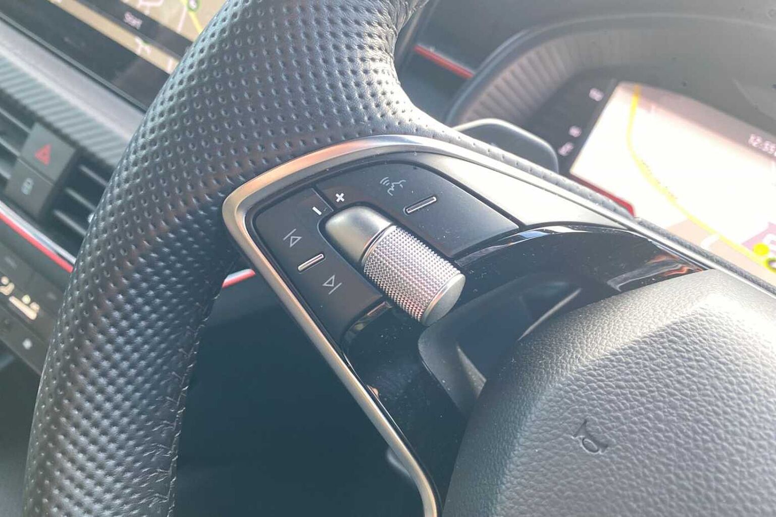 SKODA Kamiq 1.0 TSI (116ps) Monte Carlo DSG SUV